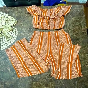 Girls two piece pant set